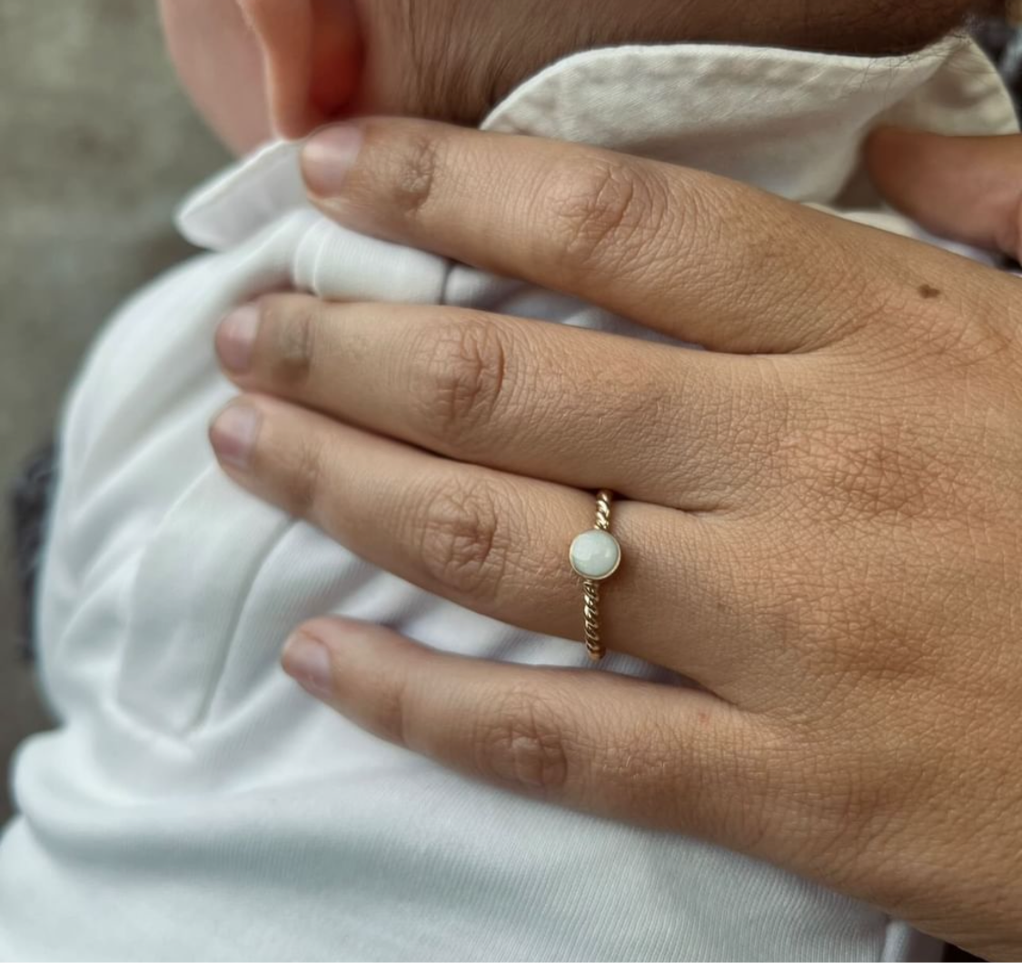 Anillo Elodie de oro macizo (14 quilates)