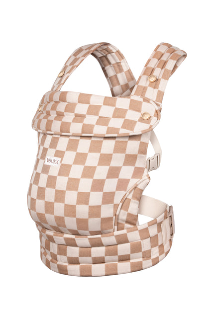 Ergonomische draagzak 100% katoen duurzaam en veilig blokjes stof in beige kleur van VOUXX