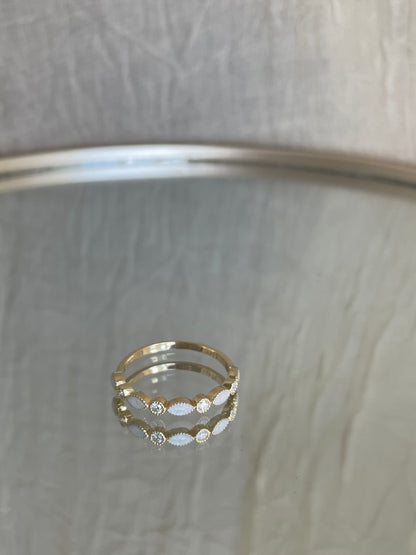 Moedermelk ring Céline (14 karaat) ook zonder kartels leverbaar en/of met geboorte stenen