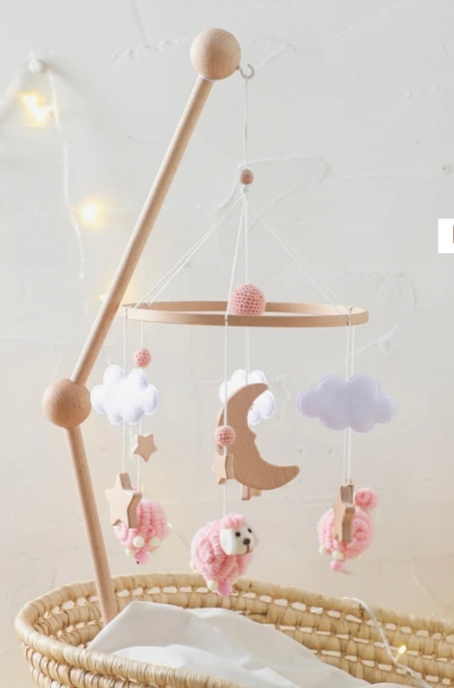 Bär und Schaf Baby Mobile aus Holz und Filz handgefertigt (in 3 Farben)