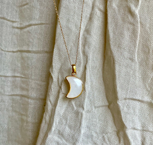 Hanger moon (14 karaat) massief goud