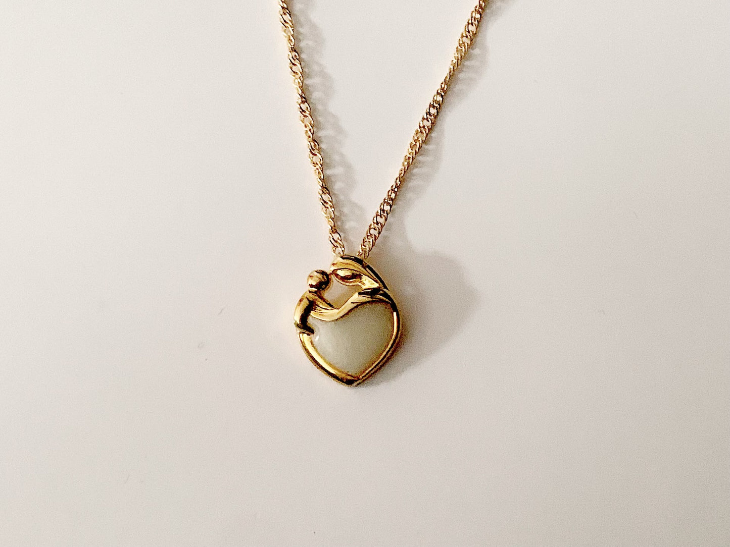 Pendentif amour maternel en or massif (14 carats) 