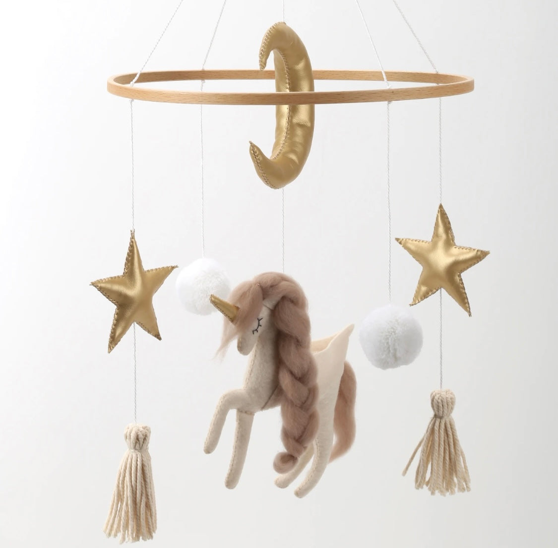 Mobile bébé licorne étoiles