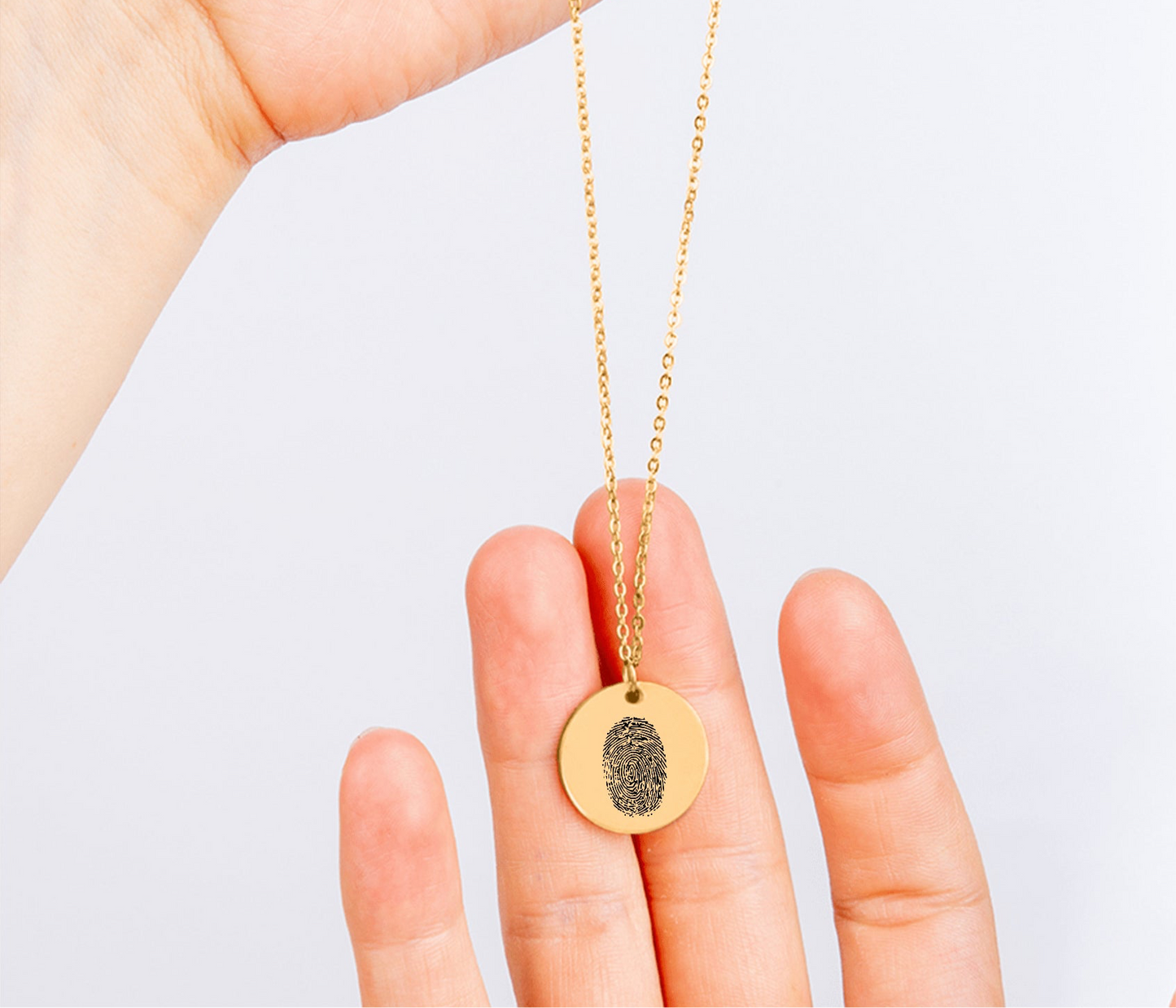 Gravura de impressão digital em colar de moeda - prata - ouro rosa - ouro