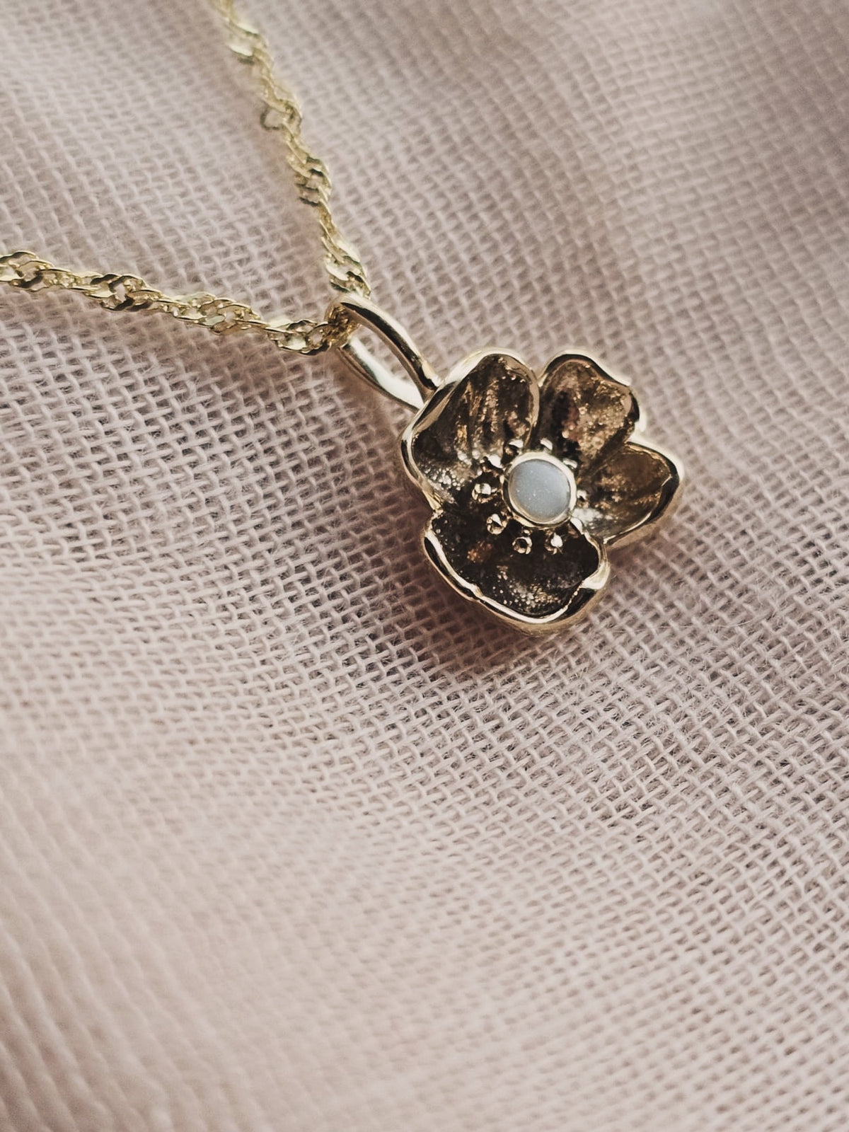Moedermelk hanger de birthflower - 14 karaat goud